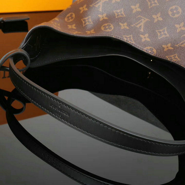 Louis Vuitton Monogram Canvas FLOWER HOBO M43545