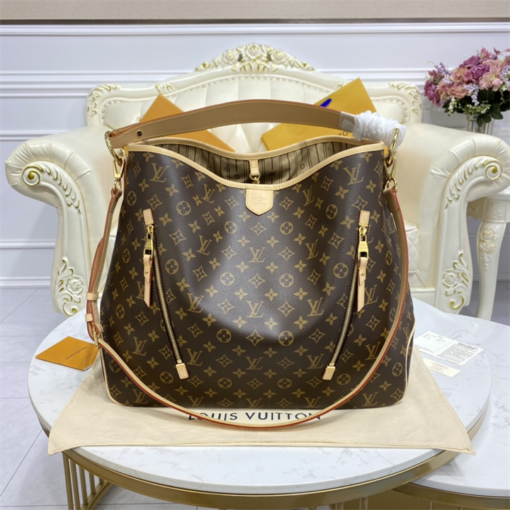 Replica Louis Vuitton Monogram Clutch In Monogram Canvas M46544